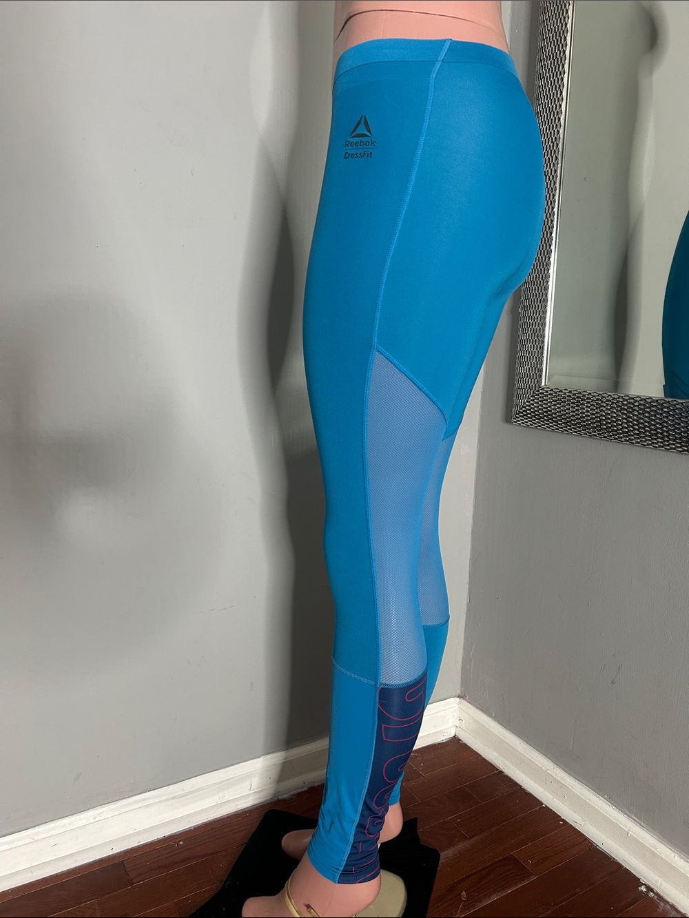 Reebok Turquoise Mesh-Panel Performance Leggings